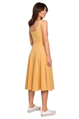 Thin shoulder straps flared bottoms day dress