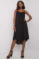 Viscose strapless daydress with a loose fit