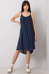 Viscose strapless daydress with a loose fit