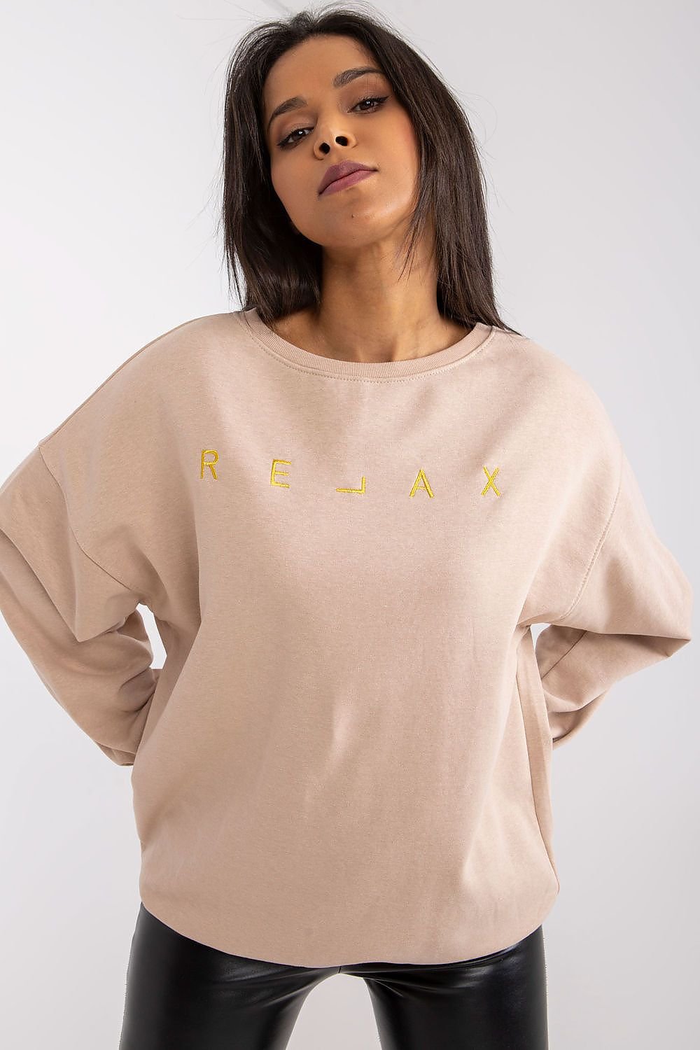 Long sleeves round neck sweatshirt