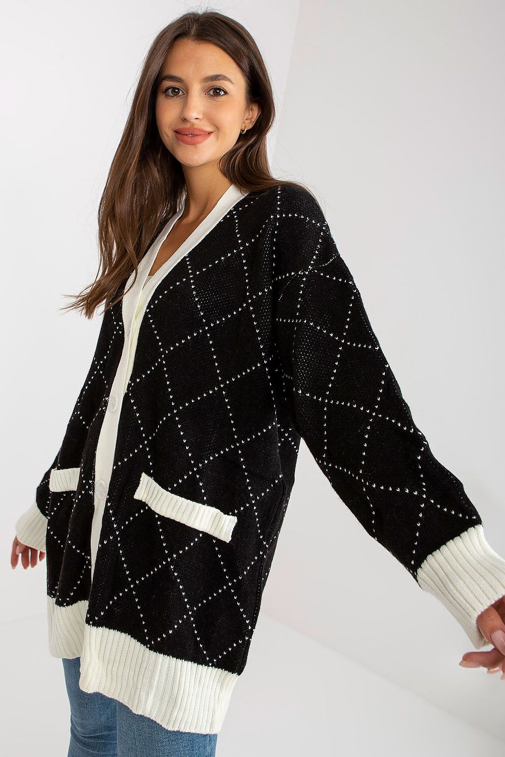 Long Sleeves Buttoned Cardigan Secondary image