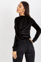 Short velour blouse with long sleeves
