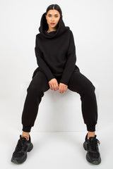 Women's set consisting of a sweatshirt and pants