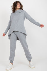 Women's set consisting of a sweatshirt and pants