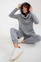 Women's set consisting of a sweatshirt and pants