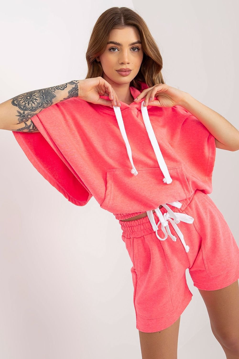 Tracksuit set consisting of a blouse and shorts