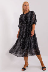 Plus size dress with 3/4 sleeves