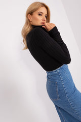 Classic cut with a ribbed fabric sweater