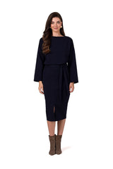 Long sleeves midi day dress with a strut