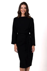 Long sleeves midi day dress with a strut