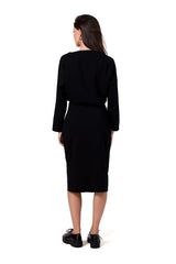 Long sleeves midi day dress with a strut