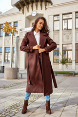 Classic cut with a waist belt wool coat